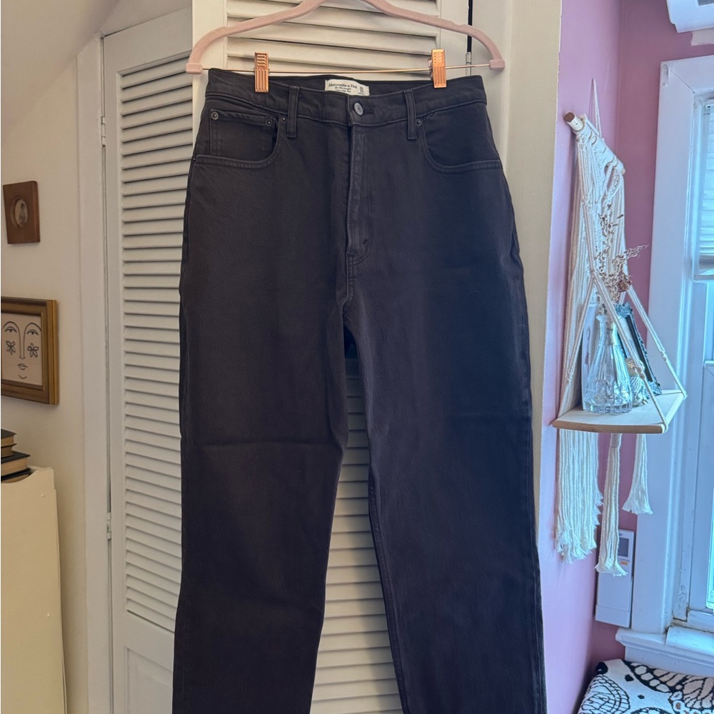 Women's Curve Love Ultra High Rise 90s Straight Jean Size 30